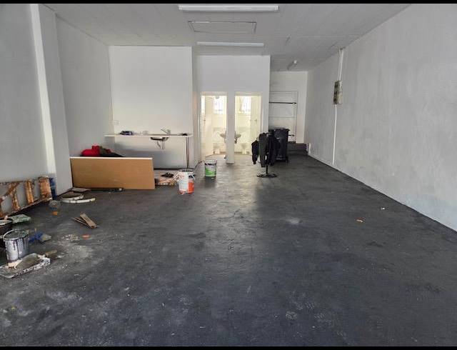 BUSINESS PROPERTY TO RENT IN SALT RIVER